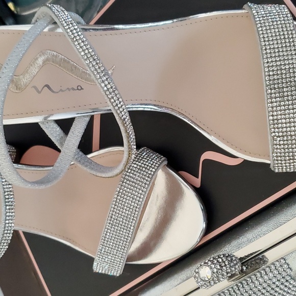 EUC Nina Sanchia shoes and matching purse. Used once for a wedding last weekend - Picture 4 of 8